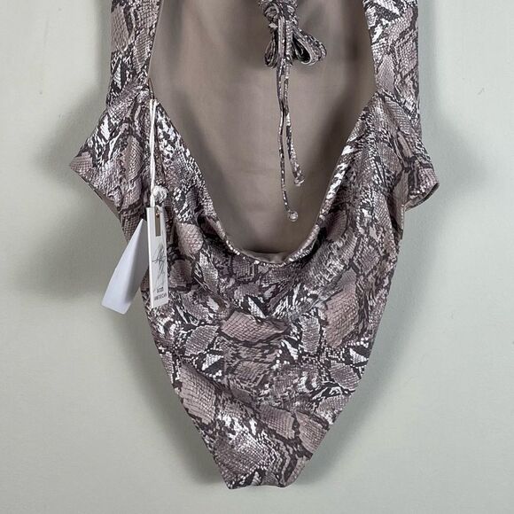 Good American Barely There One-Piece Swimsuit in Sand Snake Size XL NEW - Picture 10 of 12